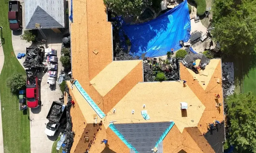 Professional Roof Repair being performed in Delano